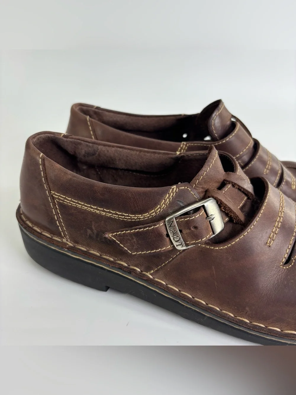Naot brown leather comfort loafers 42 monk strap buckle chunky 90s grunge
